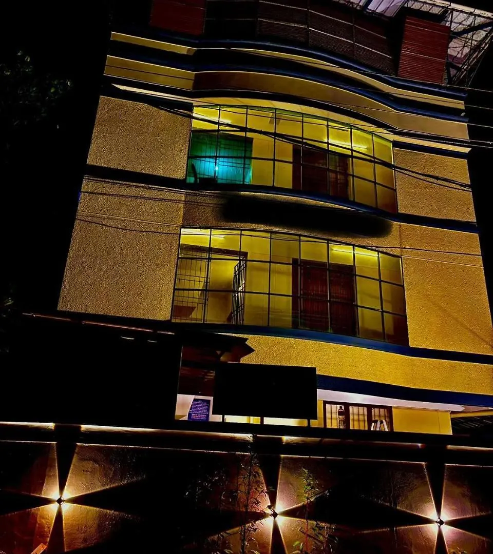 Lodge Luxus Inn - Ja Thiruvananthapuram